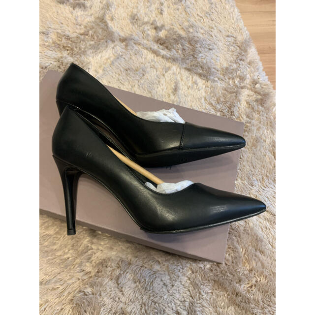 Charles and Keith(チャールズアンドキース)のクラシックスティレットパンプス(Black) レディースの靴/シューズ(ハイヒール/パンプス)の商品写真