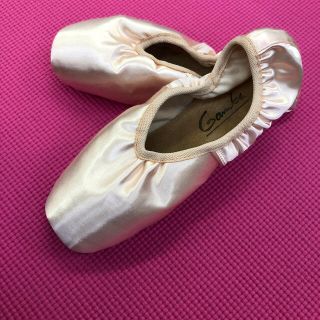 レペット(repetto)のGambaトゥシューズ7 1/2(ダンス/バレエ)