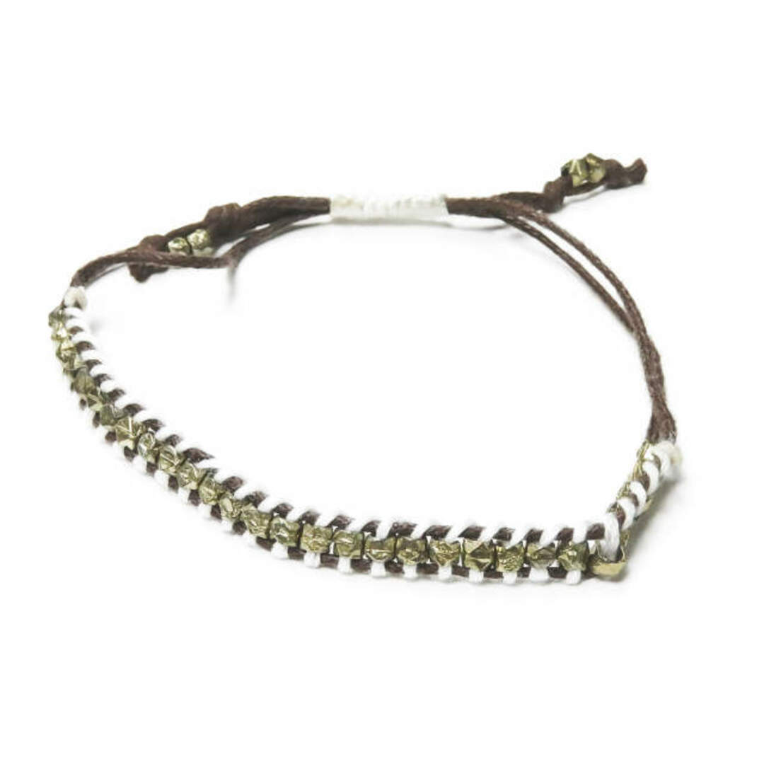 Shashi(シャシ)のshashi シャシ 1R NUGGET BRACELET カラーストーンブレスレット ホワイト/ブラウン ミサンガ ユニセックス アクセサリー【新古品】【中古】【shashi】 レディースのアクセサリー(ブレスレット/バングル)の商品写真