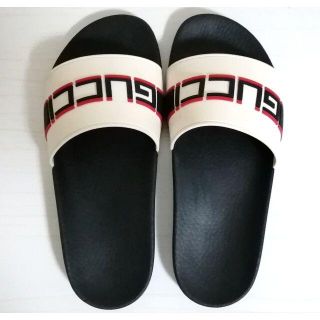 グッチ(Gucci)のグッチ ストライプ ラバー サンダル GG rubber sandal(サンダル)