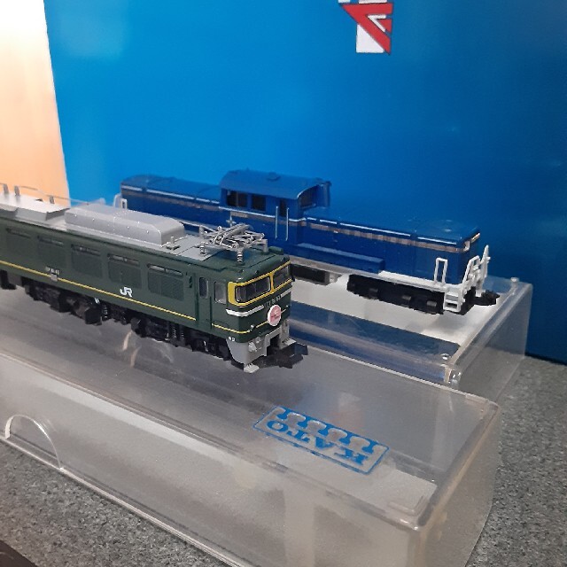 DD51 北海道カラー　EF81 トワイライトカラー