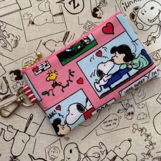 スヌーピー(SNOOPY)の☆ スヌーピー ミニポーチ ☆ ハンドメイド KISS柄(ポーチ)