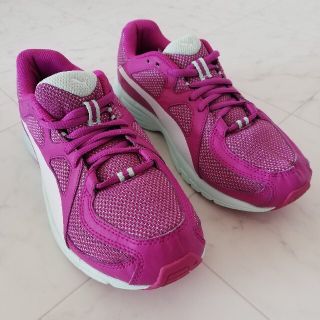 プーマ(PUMA)の未使用!!PUMA プーマ レディーススニーカー 22.5cm(スニーカー)