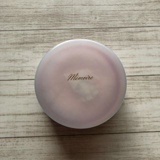 シセイドウ(SHISEIDO (資生堂))のメモアール　ファンシーパウダー（プレスト） 110g 新品(ボディパウダー)