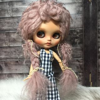 blythe _wm-527パールピンク三つ編み⭐️チベットラムウィッグ