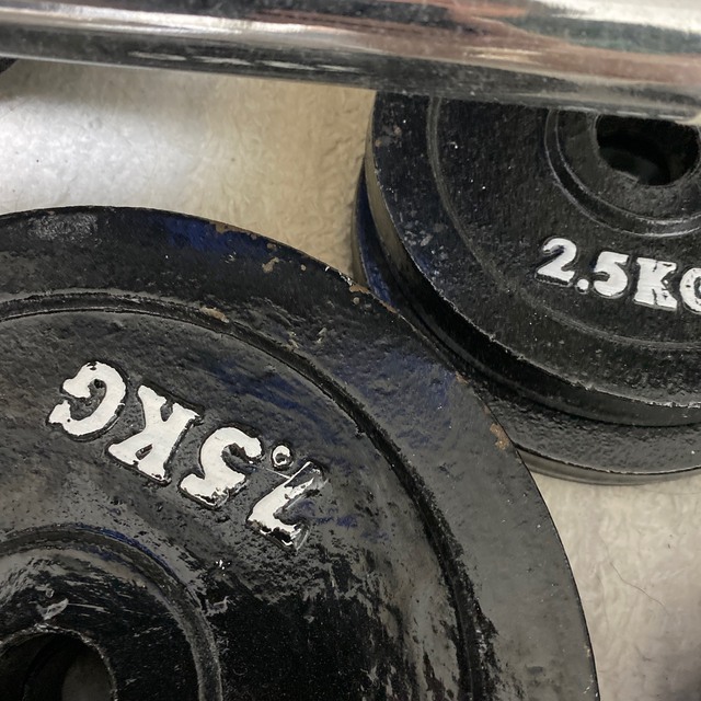 fighting road ベンチプレスセット100kg  スポーツ/アウトドアのトレーニング/エクササイズ(トレーニング用品)の商品写真