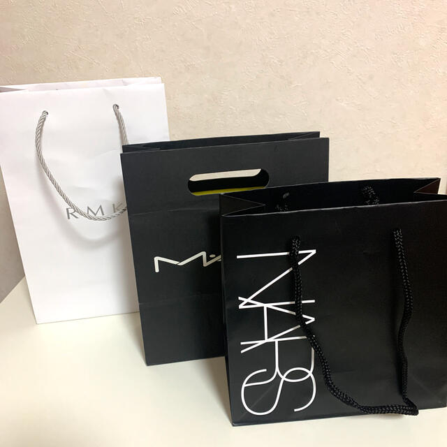 NARS(ナーズ)のMe*様【NARS】 コスメブランド　ショッパー　ショップ袋 レディースのバッグ(ショップ袋)の商品写真