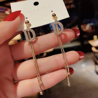 【再入荷】Dモチーフピアス♡韓国アクセ　インポートアクセ(ピアス)