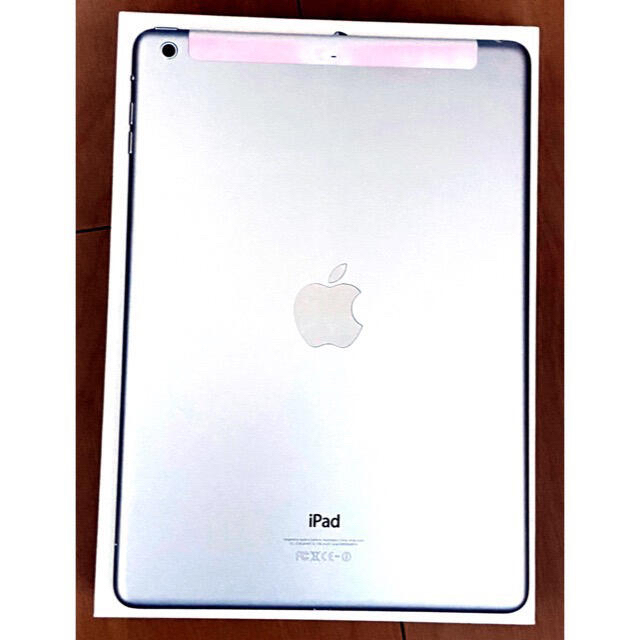 iPad Air 128GB silver simフリー Wi-Fi +Cell