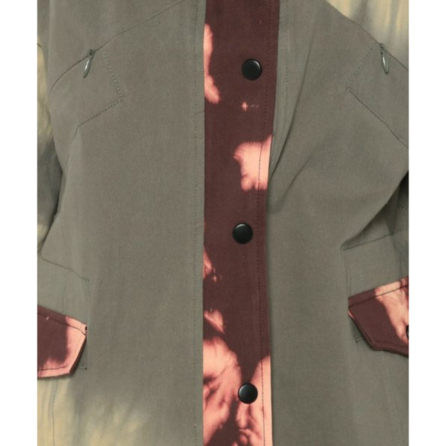 新品✨タグ付き♪デシグアル　綿素材のジャケット　ホワイト系　大特価‼️b’sshop
