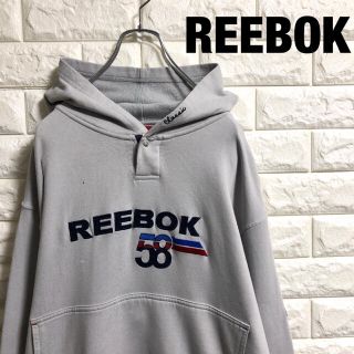 リーボック(Reebok)のReebok  リーボック　プルオーバーパーカー　刺繍　メンズMサイズ(パーカー)