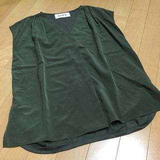 ロペ(ROPE’)のカーキトップス(Tシャツ(半袖/袖なし))