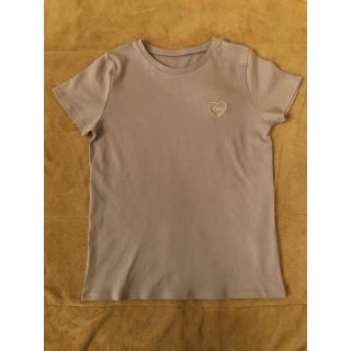 チュチュアンナ(tutuanna)のチュチュアンナ✨Tシャツ　カットソー　胸元ハート(Tシャツ(半袖/袖なし))