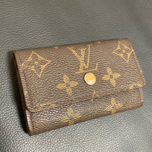 LOUIS VUITTON(ルイヴィトン)の【早いもの勝ち】ルイヴィトン キーケース6連 モノグラム【金具も綺麗】 レディースのファッション小物(キーケース)の商品写真