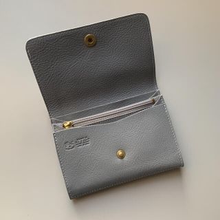 IL BISONTE - 【新品】イルビゾンテ 二つ折り財布 クレイグレーの通販 ...