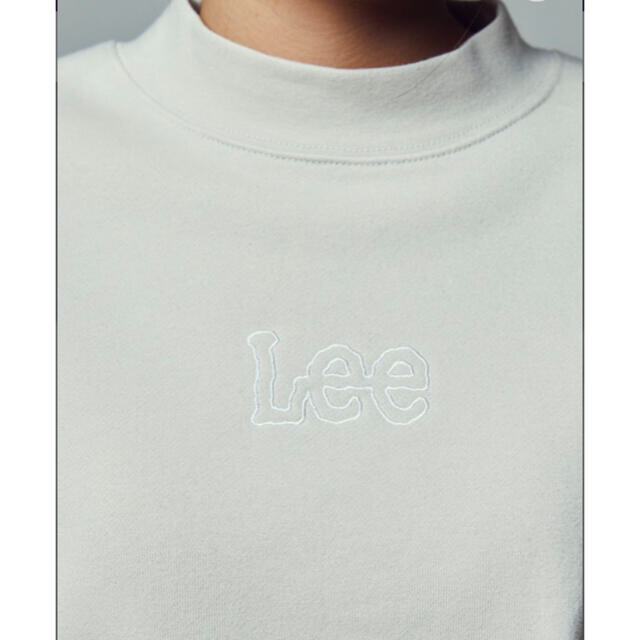 Lee(リー)の商品　Lee ハイネックロゴチュニック ウィメンズ レディースのトップス(トレーナー/スウェット)の商品写真