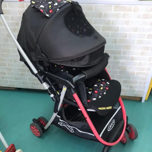 Greco(グレコ)のGRACO ミッキー デザイン　1ヶ月〜36か月　ハイシート 軽量A型ベビーカー キッズ/ベビー/マタニティの外出/移動用品(ベビーカー/バギー)の商品写真