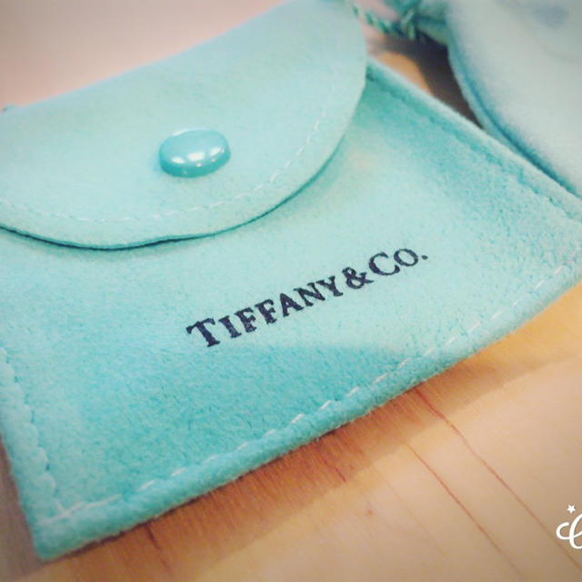 Tiffany & Co.(ティファニー)のティファニージュエリーケース 巾着 レディースのファッション小物(ポーチ)の商品写真