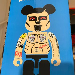 パンクドランカーズ(PUNK DRUNKERS)の新品　400% あいつ　タトゥー　be@rbrick(その他)