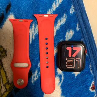 アップルウォッチ(Apple Watch)のアップルウォッチ シリーズ6 Red 40mm GPSモデル(腕時計(デジタル))