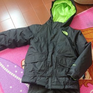 ザノースフェイス(THE NORTH FACE)のノースフェイス　キッズ　スノージャケット(ジャケット/上着)