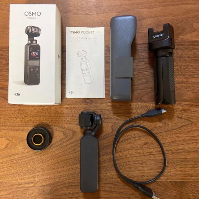 DJI OSMO POCKET オズモポケット スマホ/家電/カメラのカメラ(ビデオカメラ)の商品写真