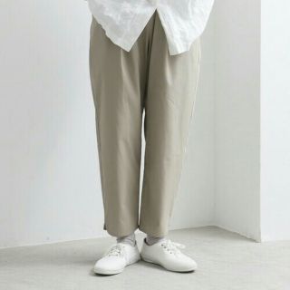 ビュルデサボン(bulle de savon)の【未使用】yuni 80/2 コットン強撚ギャバbent hem パンツ(カジュアルパンツ)