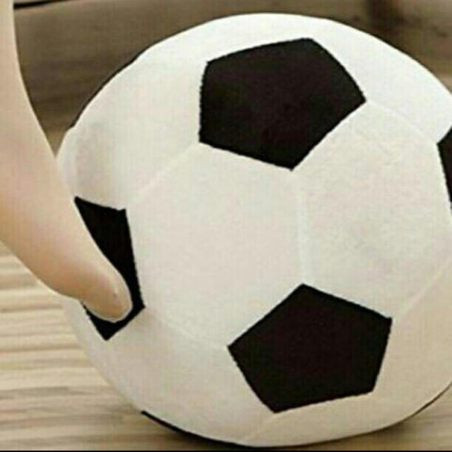 サッカーボール 型 クッション ぬいぐるみ ボール おもちゃ 22cm 黒の通販 By マリン S Shop ラクマ サッカーボール 型 クッション ぬいぐるみ ボール おもちゃ 22cm 黒の通販 By マリン S Shop ラクマ