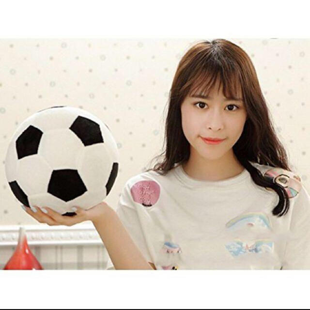 サッカーボール 型 クッション ぬいぐるみ ボール おもちゃ 22cm 黒の通販 By マリン S Shop ラクマ サッカーボール 型 クッション ぬいぐるみ ボール おもちゃ 22cm 黒の通販 By マリン S Shop ラクマ
