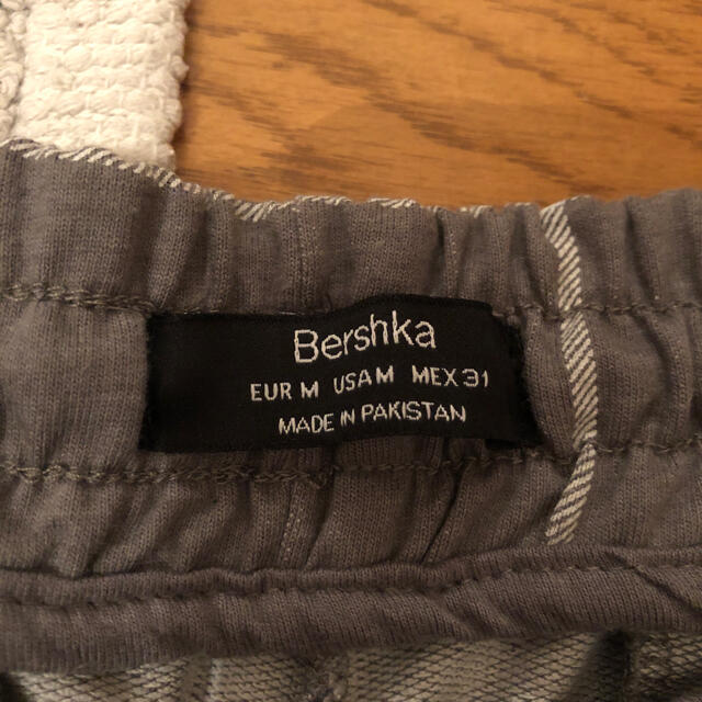 Bershka(ベルシュカ)の【新品未使用】Bershka チェック　グレースウェット メンズのパンツ(その他)の商品写真