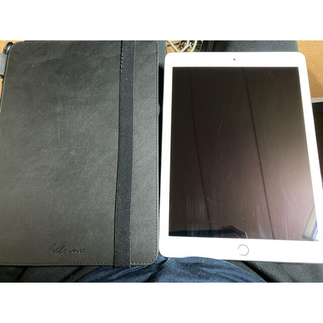 【SALE／10%OFF iPad - シルバー　カバー付き 16GB Air2 美品　iPad タブレット