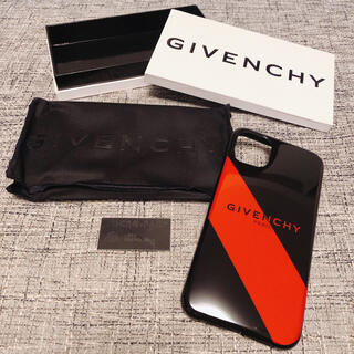 ジバンシィ(GIVENCHY)のけいちん様専用　GIVENCHY ジバンシー  新品未使用 iPhone11(iPhoneケース)