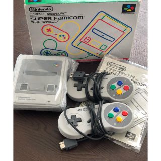 ニンテンドウ(任天堂)のファミコふじのん様　専用(家庭用ゲーム機本体)