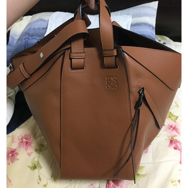 LOEWE - ロエベ LOEWE ハンモックバッグ ミディアム バックの通販 by