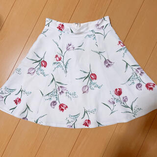 リランドチュール(Rirandture)のリランドチュールの花柄スカート(ひざ丈スカート)