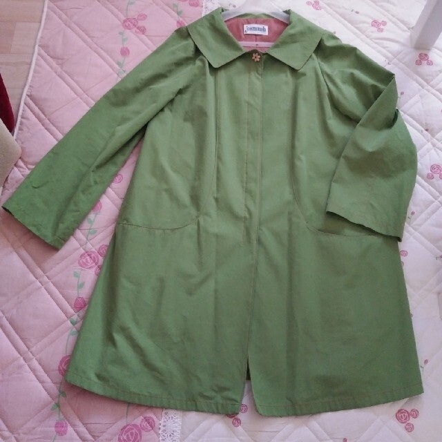 Jocomomola(ホコモモラ)の格安48‼️ホコモモラのきらりんコート緑色 レディースのジャケット/アウター(スプリングコート)の商品写真