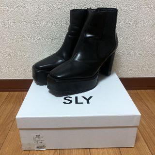 サイズ】 SLY - SLY ショートブーツの通販 by kolo0725|スライなら