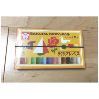 サクラ(SACRA)のクレパス　12色　新品(クレヨン/パステル)