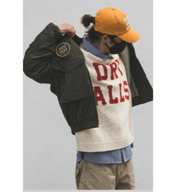 A BATHING APE(アベイシングエイプ)のHUMAN MADE FLIGHT JACKET メンズのジャケット/アウター(フライトジャケット)の商品写真