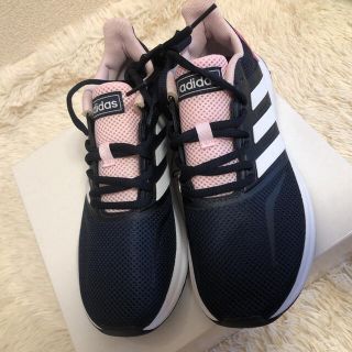 アディダス(adidas)のadidas スニーカー　22.5cm (スニーカー)