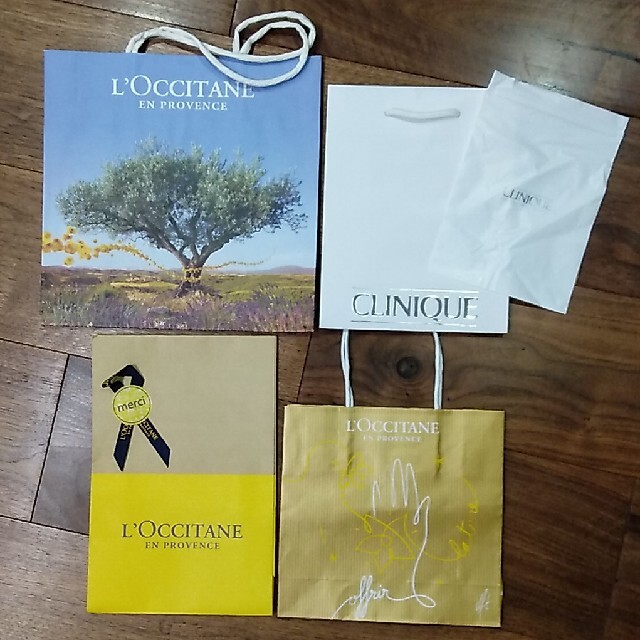 L'OCCITANE(ロクシタン)のCLINIQUEショップ袋セット レディースのバッグ(ショップ袋)の商品写真