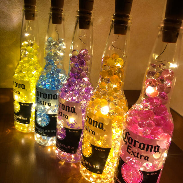 コロナビール ボトルライト LED 間接照明 フロアライト 5色セット インテリア/住まい/日用品のライト/照明/LED(フロアスタンド)の商品写真