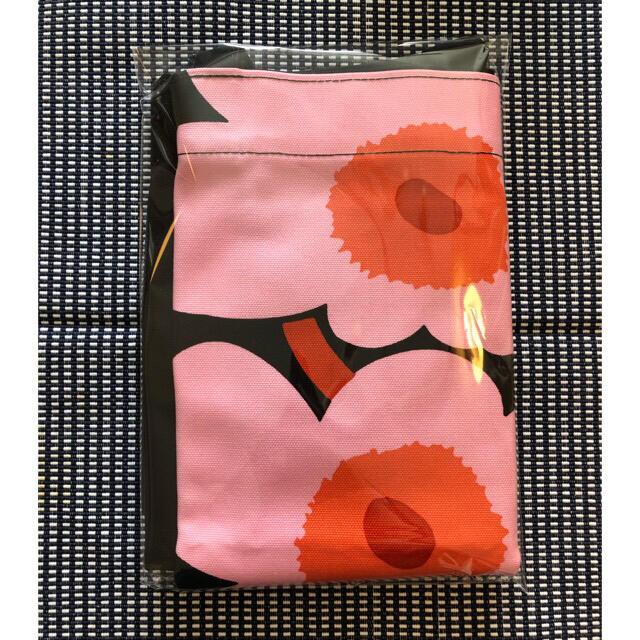 marimekko(マリメッコ)の完売 定価 20,900円 新品 未使用 マリメッコ トートバッグ  ウニッコ レディースのバッグ(トートバッグ)の商品写真