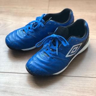 アンブロ(UMBRO)のアンブロ　21.5 サッカー  トレーニングシューズ　umbro (シューズ)