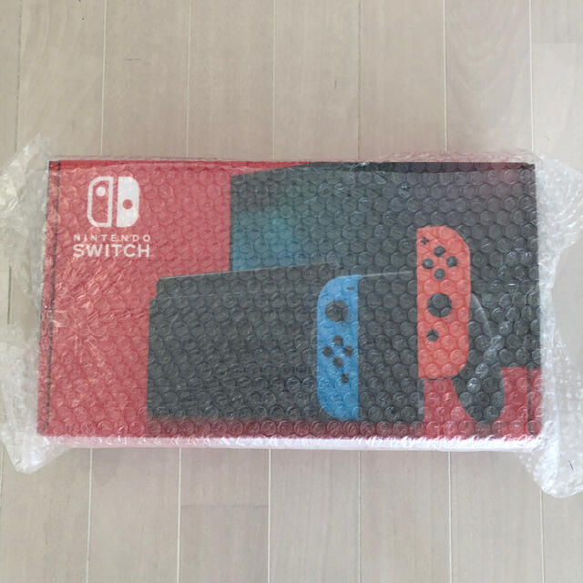 任天堂Switch 新品未使用品　ネオンレッド　保証書2021年1月30日発行