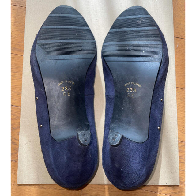 Pitti(ピッティ)のPitti スエード　パンプス　23.5cm レディースの靴/シューズ(ハイヒール/パンプス)の商品写真