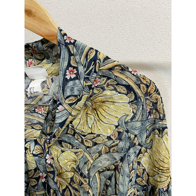 H&M(エイチアンドエム)のH&M ボウタイブラウス レディースのトップス(シャツ/ブラウス(長袖/七分))の商品写真