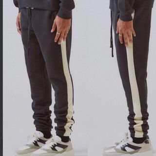 フィアオブゴッド(FEAR OF GOD)のFOG Essentials Side Stripe Sweatpants (スウェット)