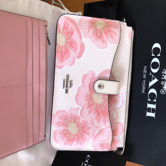 COACH(コーチ)のコーチ　ウォレットポシェット レディースのファッション小物(財布)の商品写真