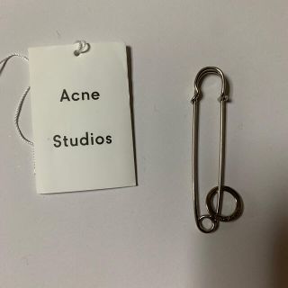 アクネ(ACNE)の【新品！】Acne Studios ストール　ピン(マフラー/ショール)